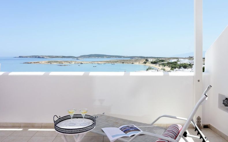 Sea View Hotel Suite – Stelia Mare Boutique Hotel in Naoussa Paros Greece