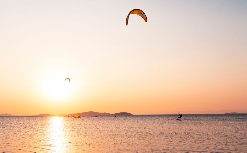 Experience the Ultimate Thrills of Paros Watersports – Paros Kitesurfing